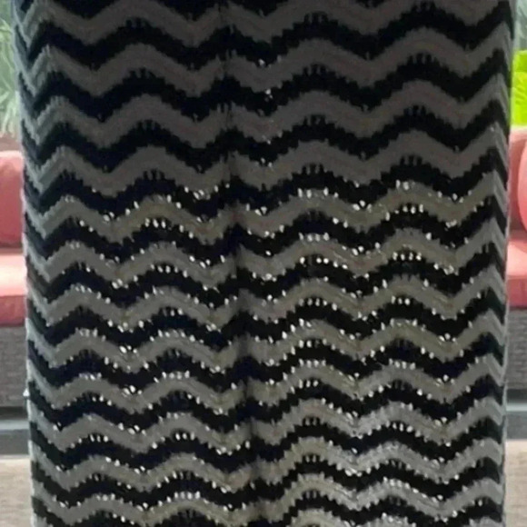 Side Split Hem Crochet Skirt - Picture 6 of 10